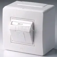 Коробка для миниканалов с телефонной/компьютерной розеткой коричневая, DKC