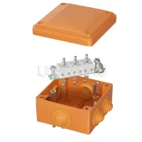 Коробка пластиковая FS с кабельными вводами и клеммниками IP56 100х100х50мм 5р 450V 10A 6мм.кв., DKC