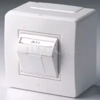 Коробка для миниканалов с телефонной/компьютерной розеткой, DKC